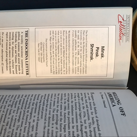 Foreign policy Coffee table book 1989 - Picture 6 of 6